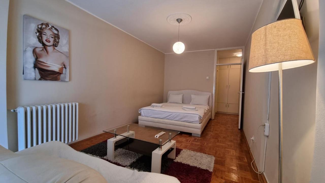 Slavija Square Apartments Belgrad Zewnętrze zdjęcie