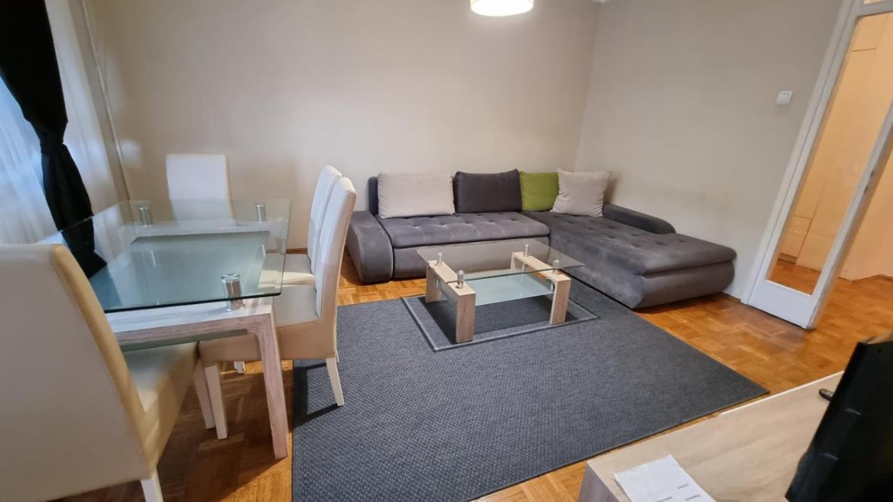 Slavija Square Apartments Belgrad Zewnętrze zdjęcie