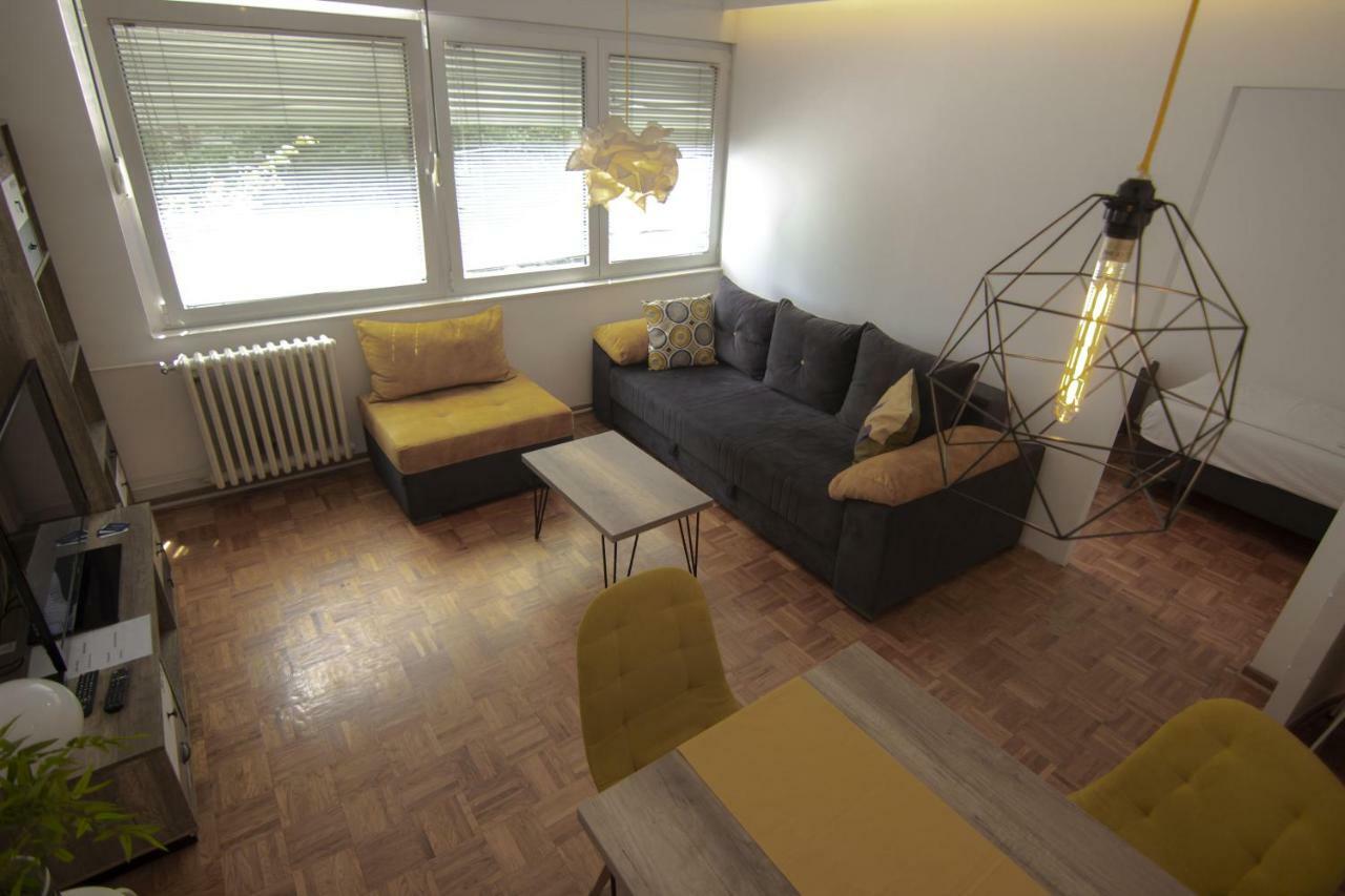 Slavija Square Apartments Belgrad Zewnętrze zdjęcie